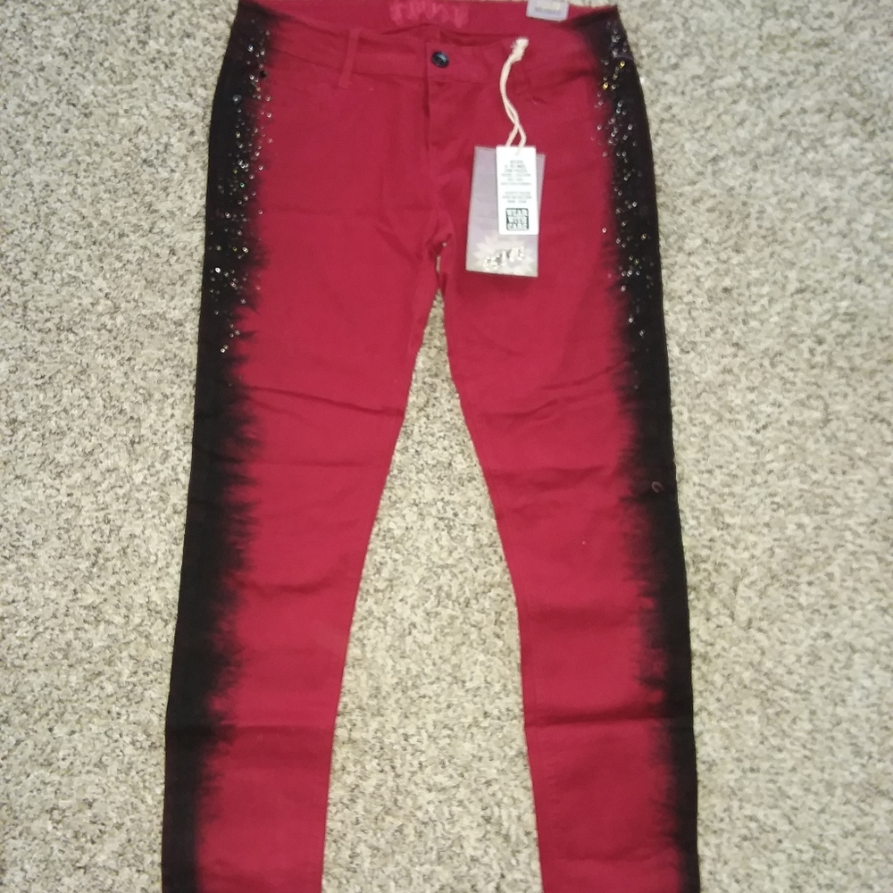 Unique jeans